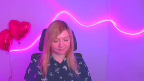 Snapshot of molly_moree chatting on February 2025 09:43:02 AM Molly online show from February 2025 09:43:02 AM