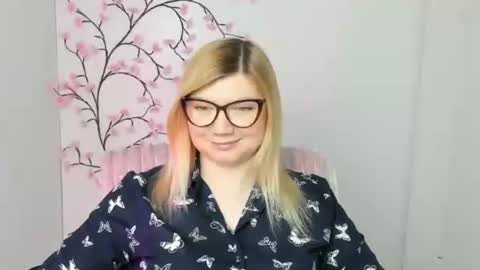 Molly online show from February 2026 12:56:02 PM