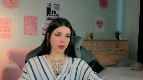 Snapshot of molly_rettyy chatting on May 2026 04:29:02 AM Molly online show from May 2026 04:29:02 AM