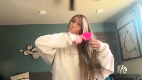 molly_theslut online show from October 2025 06:49:02 PM