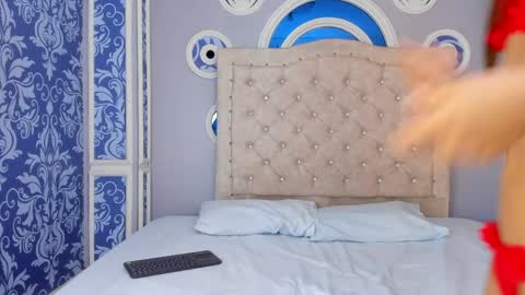 MollyDoll online show from May 2026 11:50:01 AM