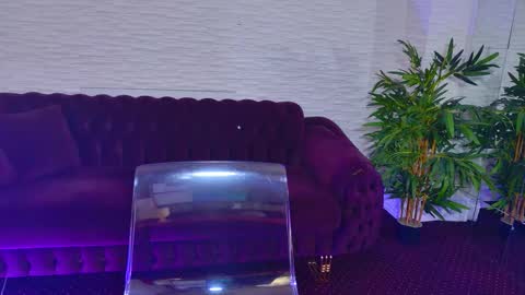 Snapshot of mollydolley chatting on February 2026 08:25:02 PM Julia online show from February 2026 08:25:02 PM