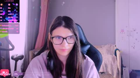  KIRA  online show from April 2026 06:02:02 AM