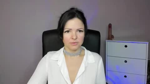 Molly online show from January 2026 08:16:01 AM