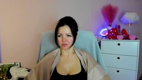 Molly online show from March 2026 07:58:02 AM