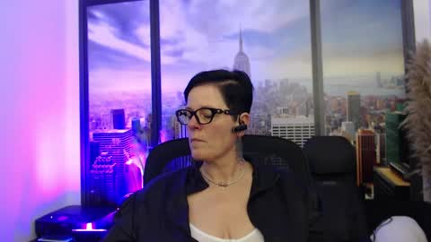 Snapshot of mollysun chatting on February 2025 07:47:02 PM MollySun Nina Randmann online show from February 2025 07:47:02 PM