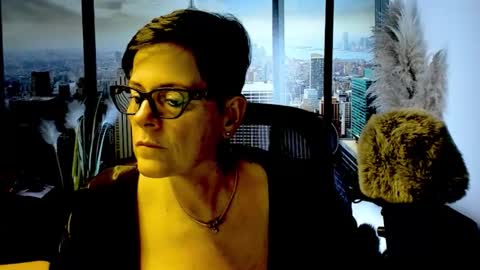 Snapshot of mollysun chatting on November 2025 05:40:02 PM MollySun Nina Randmann online show from November 2025 05:40:02 PM