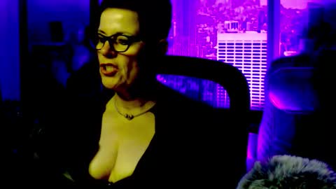 Snapshot of mollysun chatting on November 2025 07:05:02 PM MollySun Nina Randmann online show from November 2025 07:05:02 PM