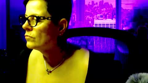 Snapshot of mollysun chatting on November 2025 07:50:02 PM MollySun Nina Randmann online show from November 2025 07:50:02 PM