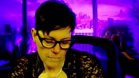 Snapshot of mollysun chatting on April 2026 04:42:02 PM MollySun Nina Randmann online show from April 2026 04:42:02 PM