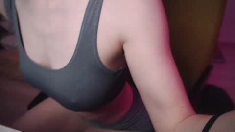 mollytucker online show from February 2025 03:25:02 PM