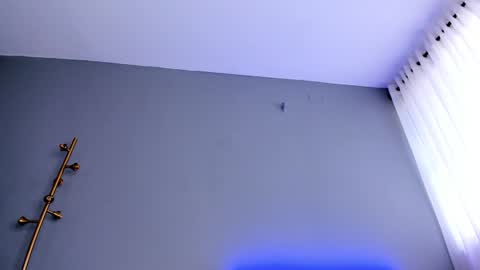 Snapshot of mollyybloom chatting on February 2025 04:00:02 PM Molly online show from February 2025 04:00:02 PM