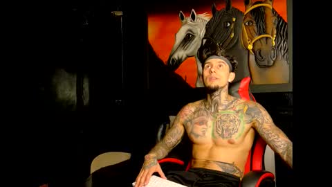 Molotov online show from November 2025 09:24:02 PM