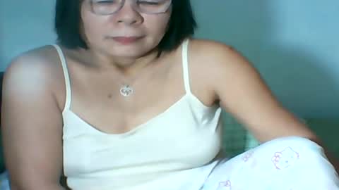 Snapshot of mombastic55 chatting on July 2026 09:17:02 PM mombastic55 online show from July 2026 09:17:02 PM