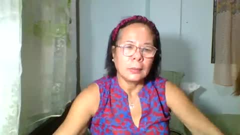 Snapshot of mombastic55 chatting on August 2026 11:20:01 AM mombastic55 online show from August 2026 11:20:01 AM
