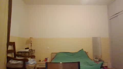 Snapshot of moment71200 chatting on November 2025 07:13:01 PM moment71200 online show from November 2025 07:13:01 PM