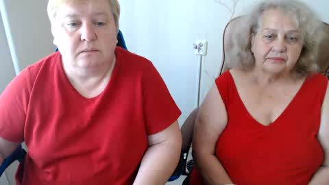 Snapshot of mommy99x chatting on July 2026 08:12:02 AM Mommy99X online show from July 2026 08:12:02 AM
