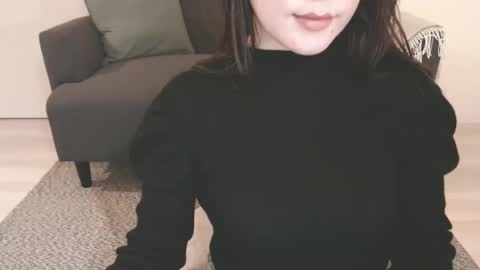 Momo online show from December 2024 03:50:02 AM