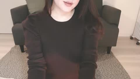 Momo online show from February 2025 01:54:01 PM