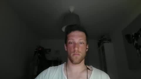 Snapshot of moms_little_monster chatting on December 2024 06:30:02 AM moms_little_monster online show from December 2024 06:30:02 AM