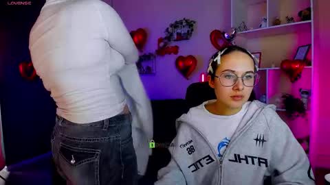 Mona  online show from February 2026 08:26:01 PM