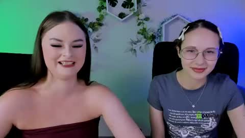 Snapshot of mona_cloud chatting on July 2026 08:31:02 AM Mona online show from July 2026 08:31:02 AM