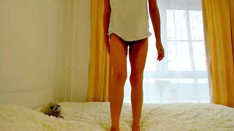 Snapshot of mona_cruz chatting on February 2025 08:57:02 AM Mona online show from February 2025 08:57:02 AM