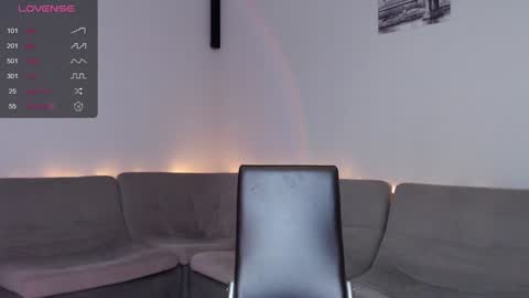 Snapshot of mona_saxxx chatting on December 2024 03:32:02 PM Hey Guys im Mona. PVT is Open Please Make me CUM online show from December 2024 03:32:02 PM