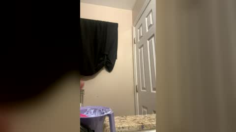 Snapshot of monab9292 chatting on August 2026 03:53:02 AM monab9292 online show from August 2026 03:53:02 AM