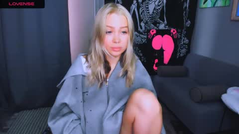   online show from April 2026 03:24:01 AM