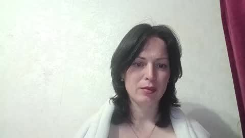 Snapshot of moncheriex chatting on May 2026 08:10:02 PM Arina online show from May 2026 08:10:02 PM