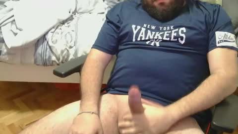 Snapshot of moneyman__24 chatting on January 2025 11:34:02 PM Mert online show from January 2025 11:34:02 PM