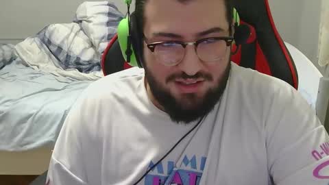 Snapshot of moneyman__24 chatting on February 2025 10:15:02 PM Mert online show from February 2025 10:15:02 PM