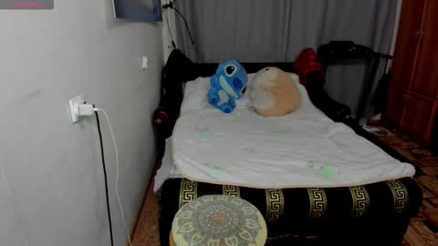 Monica Elder online show from February 2026 04:09:01 AM