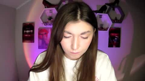 Snapshot of monica_sweets chatting on September 2025 07:13:02 AM sweet girl and shine body online show from September 2025 07:13:02 AM