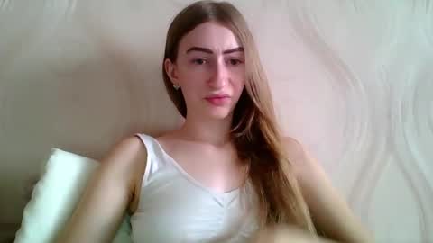 Snapshot of monica_tamayo chatting on July 2026 11:27:02 AM Monica online show from July 2026 11:27:02 AM