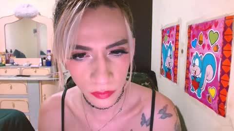 monicalimite123 online show from November 2025 02:00:02 AM