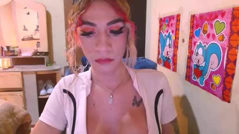 monicalimite123 online show from February 2026 05:33:01 PM