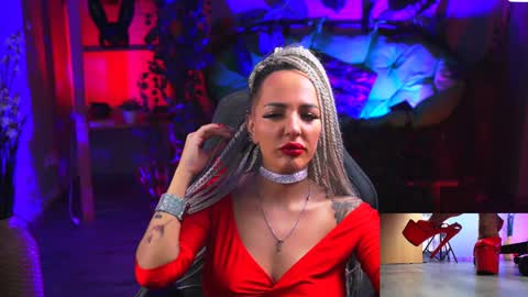 Monika online show from January 2025 12:22:01 PM