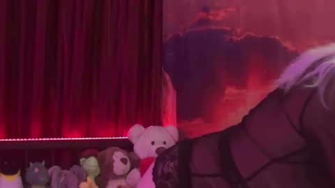 Monika    online show from December 2024 02:53:01 AM