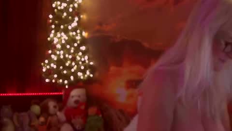 Monika    online show from January 2025 06:47:02 AM