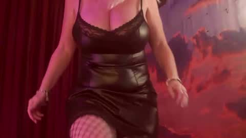 Monika    online show from January 2025 02:19:02 AM