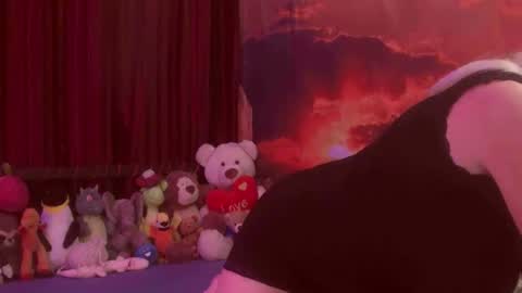 Monika    online show from October 2025 01:44:01 AM