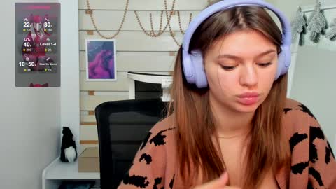 Monika online show from January 2025 03:54:02 PM