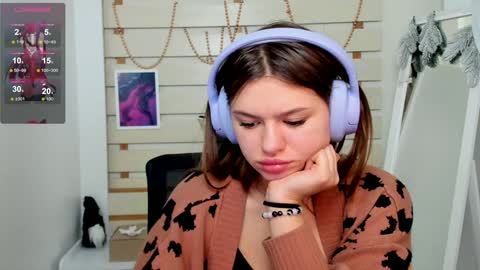 Monika online show from January 2025 02:58:02 PM