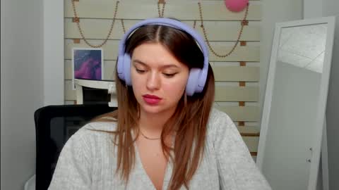 Monika online show from February 2025 05:20:02 PM