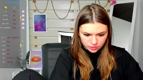 Monika online show from September 2025 07:58:02 PM