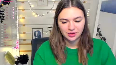 Monika online show from November 2025 07:07:01 AM