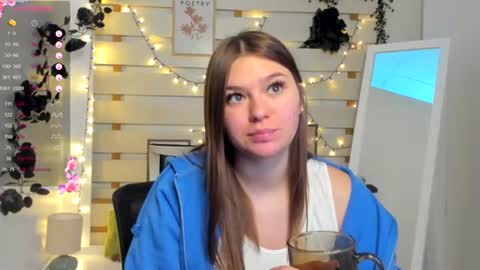 Snapshot of monika_youu chatting on March 2026 01:39:02 PM Monika online show from March 2026 01:39:02 PM