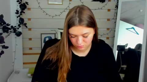 Snapshot of monika_youu chatting on April 2026 07:24:02 AM Monika online show from April 2026 07:24:02 AM